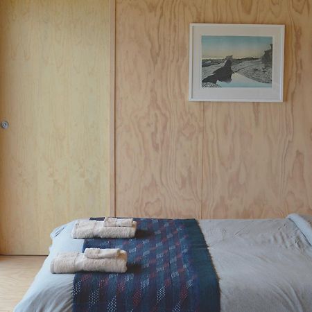 The Huts Bed & Breakfast Ахипара Екстериор снимка